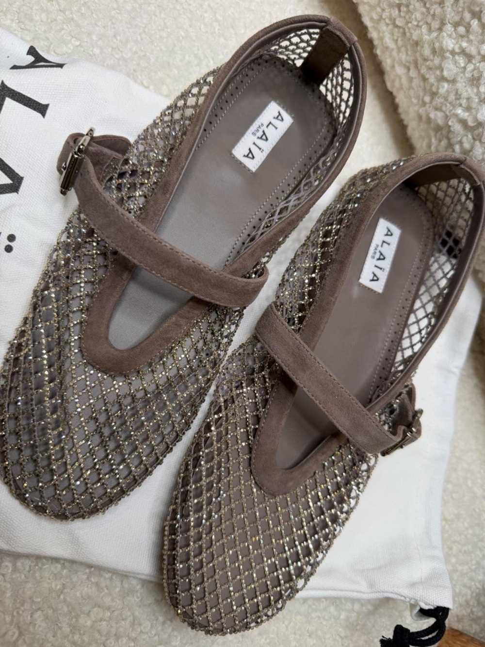 Alaïa Metallic Brown Mesh Mary Jane Flats - Picture 5 of 6
